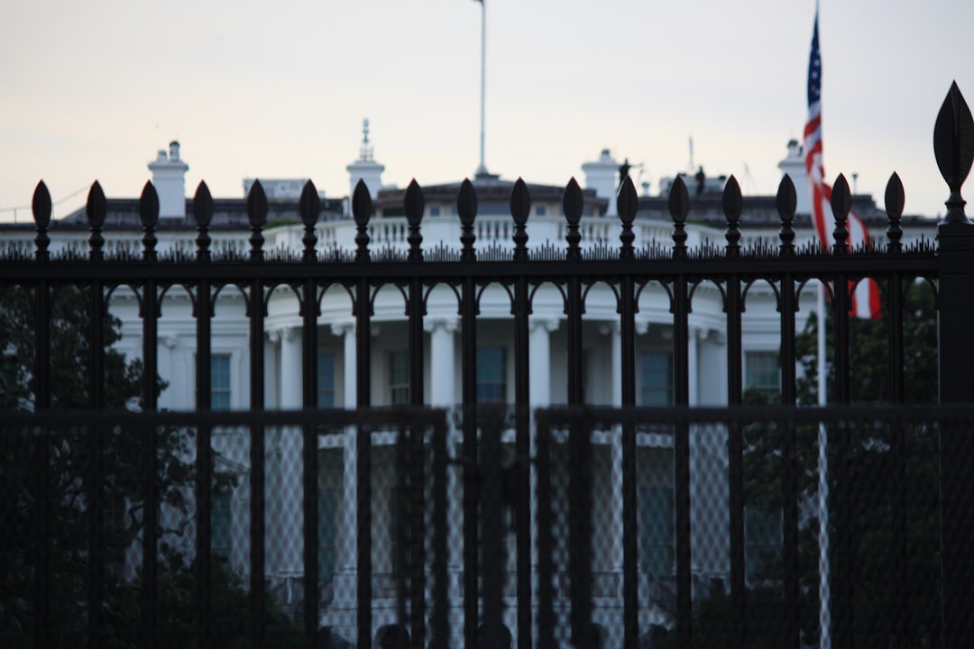 Trump Dismisses Gulf Ally Security Concerns as Iranian Attacks Continue