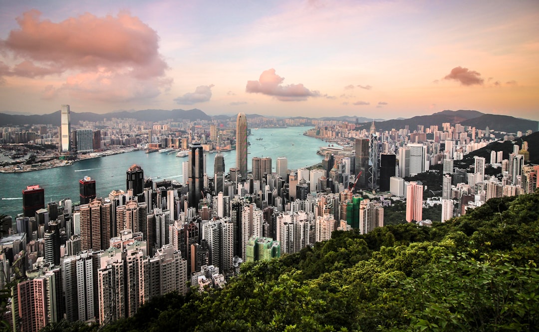 Hong Kong Overtakes Switzerland as Global Offshore Wealth Hub