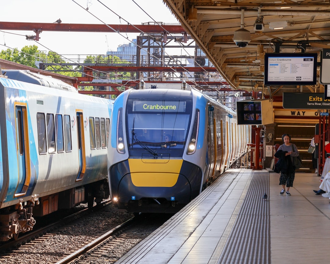 States Split on Free Transport as Fuel Crisis Deepens