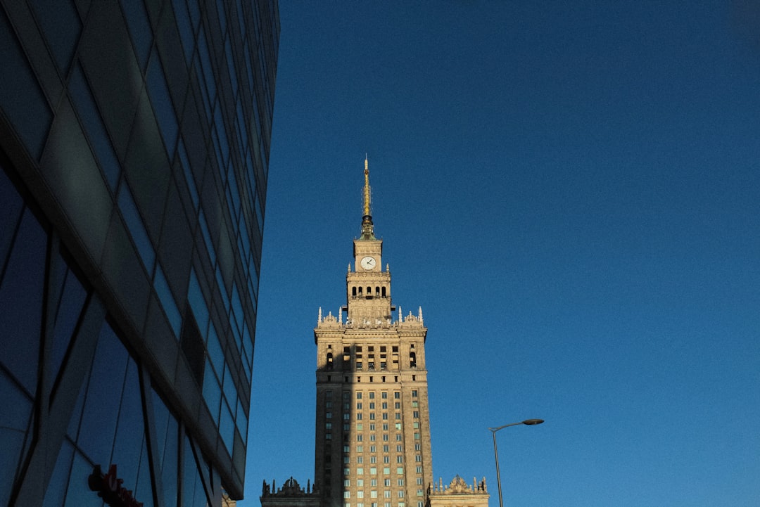 Polish Parliament Swears in Constitutional Court Judges in Defiance of President
