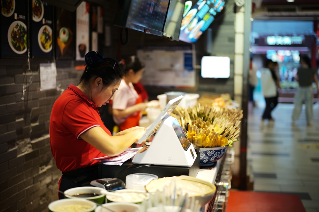 Two-Thirds of Canadians Want to Abolish Tipping Culture, Survey Finds