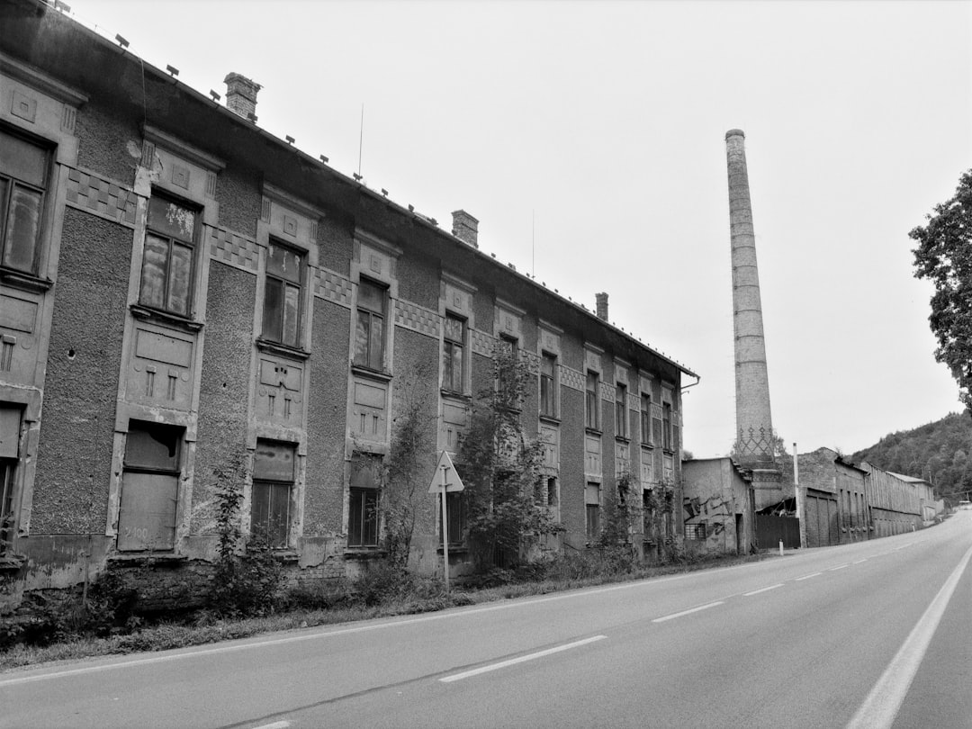 Arson Attack on Czech Arms Producer Leads to Detention of U.S. and Czech Citizens