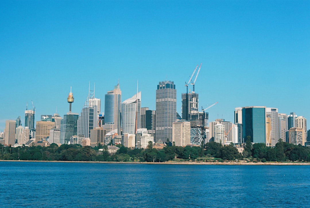 Westpac CEO Warns Australia Faces Recession as Interest Rates Climb