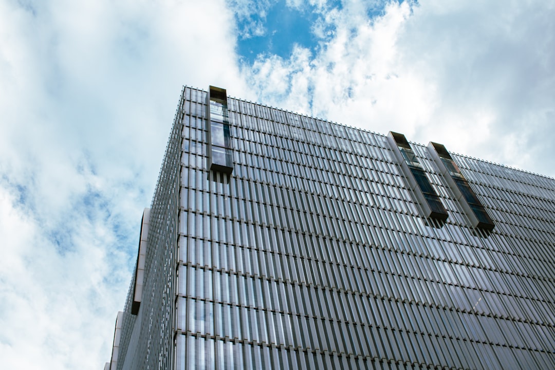 Courts Force Trump Administration to Process Tariff Refunds as Delays Cost Taxpayers $700M Monthly