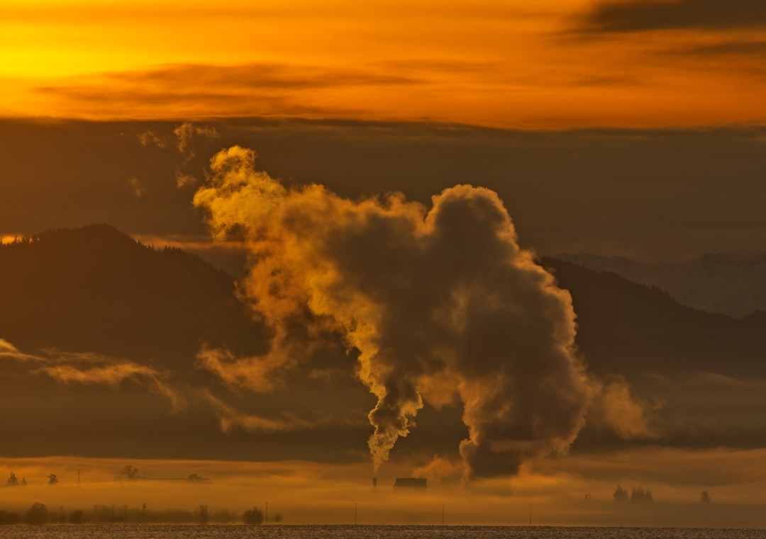 Atmospheric CO2 Reaches Record High Despite Global Climate Commitments