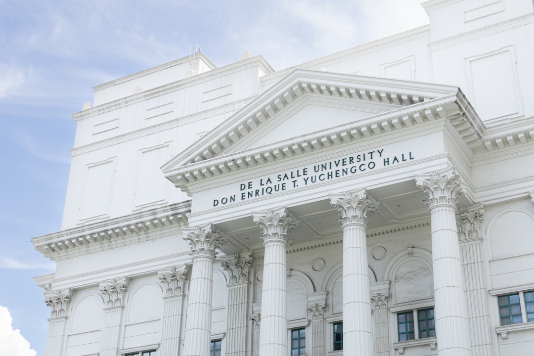 Philippines Court Issues Travel Ban Against Senator Estrada in Plunder Case