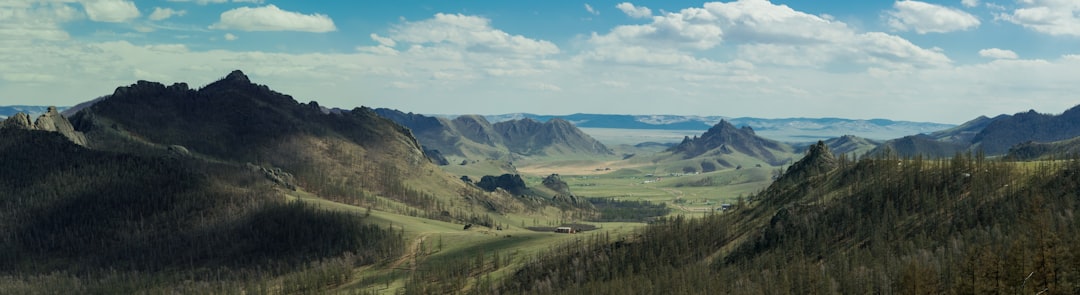 Can You Really Wing It in Rural Mongolia? Solo Traveler Seeks Reality Check