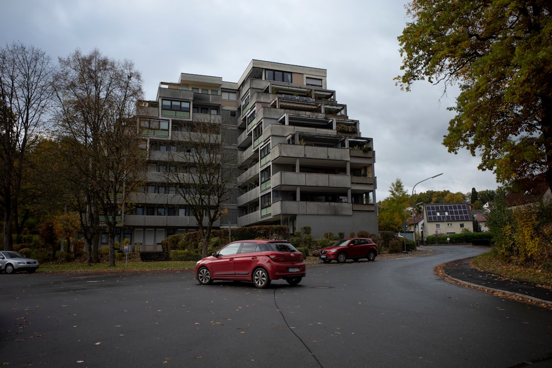 Australian Apartment Dwellers Locked Out of Solar Revolution as Strata Barriers Persist