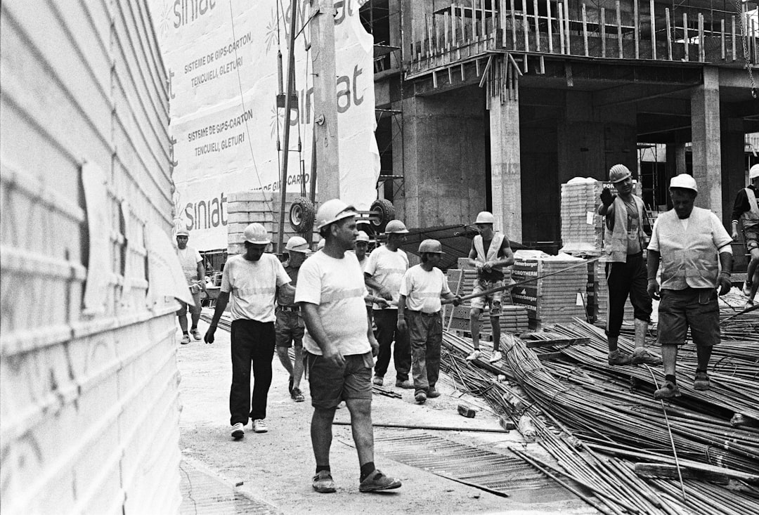 Report Exposes 'Off The Books' Migrant Worker Exploitation Across Australia