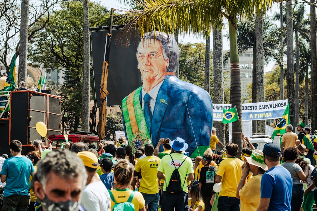 Lula Warns Flávio Bolsonaro Would 'Deliver Brazil to Trump' as 2026 Election Heats Up