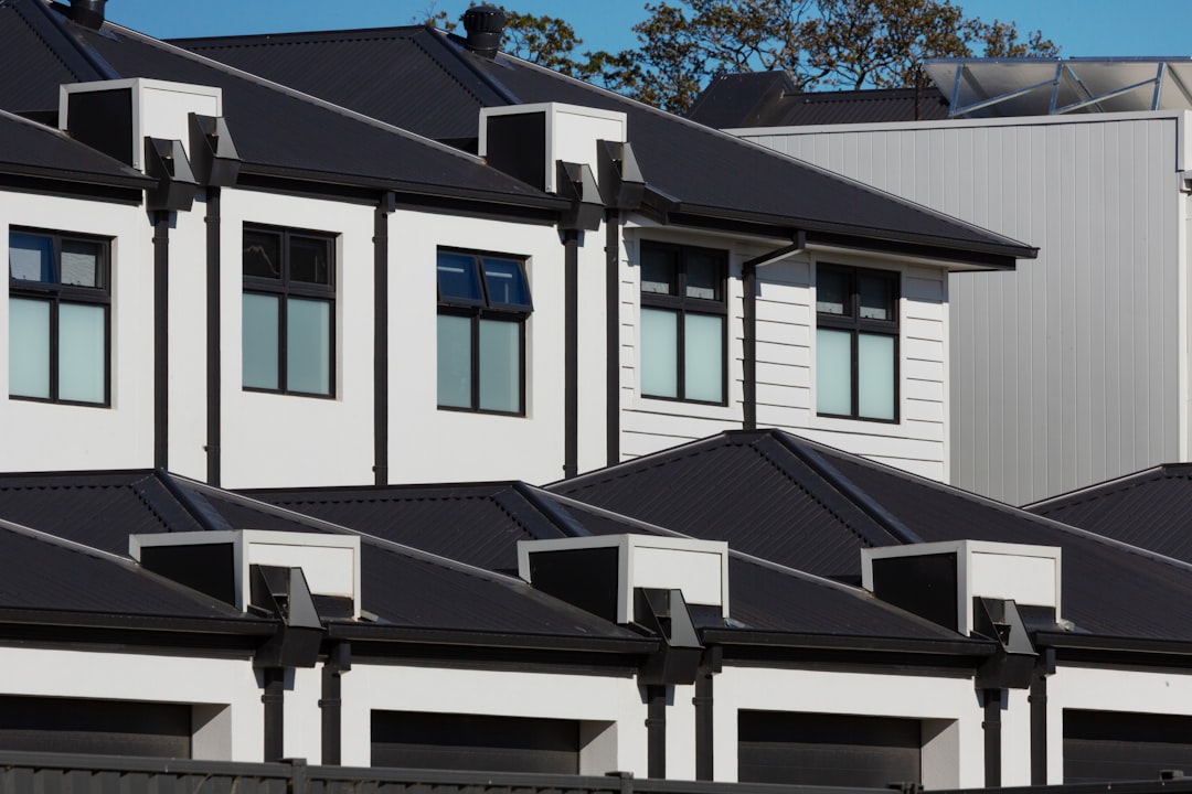 Labor to target capital gains tax, negative gearing and trusts in federal budget