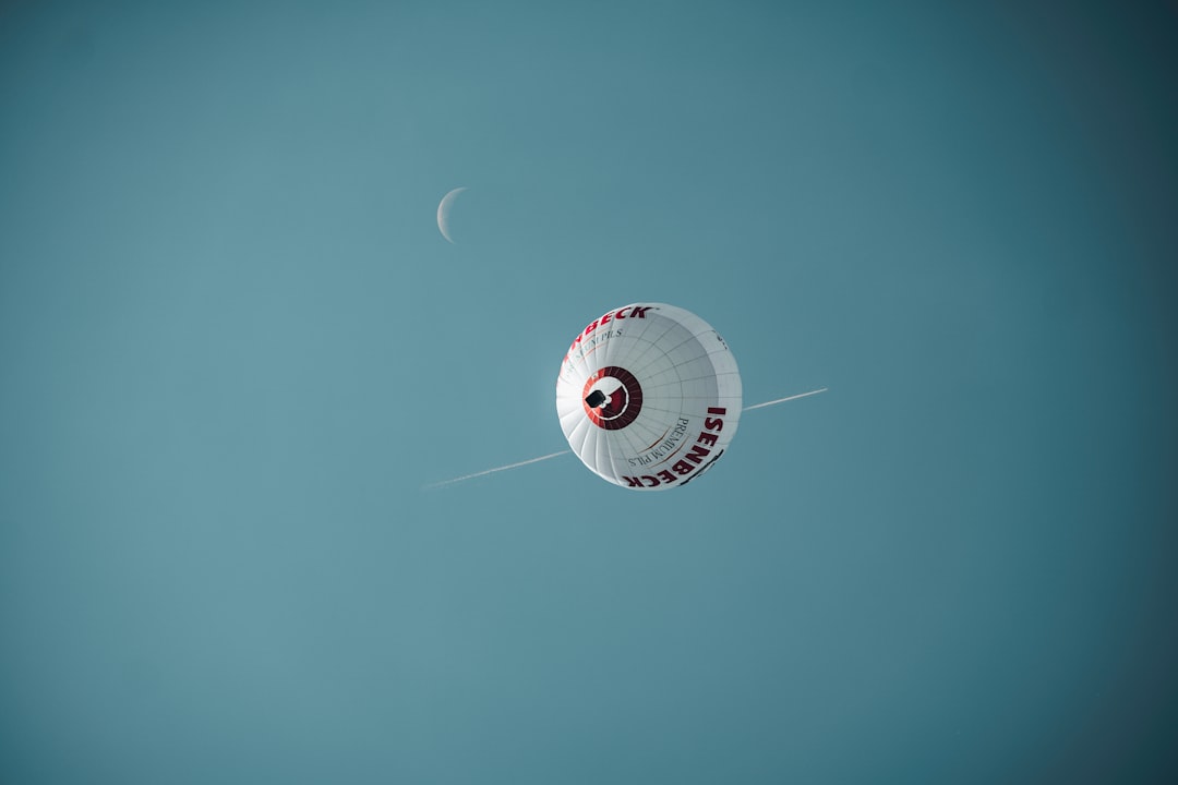 Jonathan Frakes Says Fan Toxicity Is 'Dimensionally More Painful' Than During TNG Era