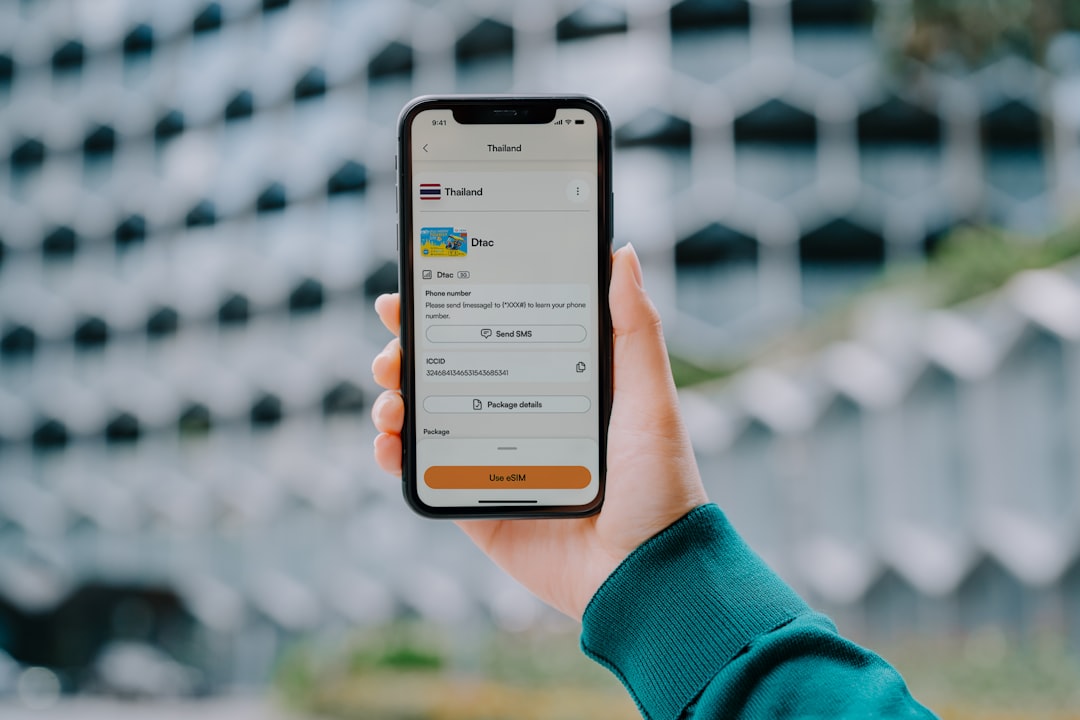 The True Cost of Digital Nomad Phone Plans: Why AT&T's New $115 Elite Roaming May Beat eSIMs