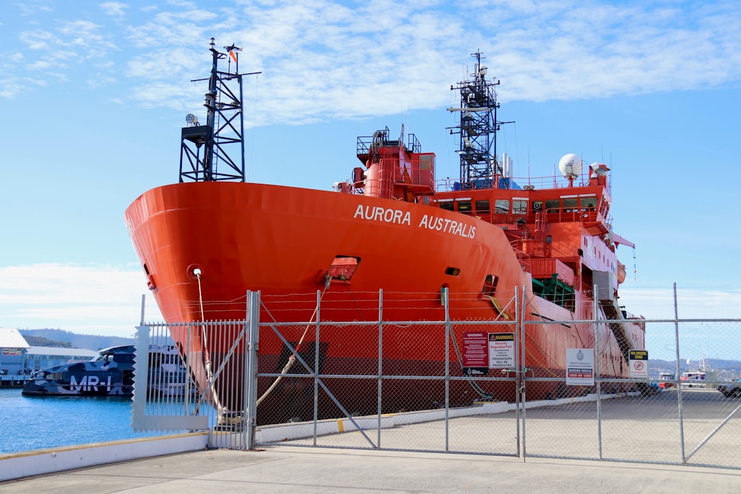 Australia Approves New Gas Field Near Twelve Apostles Despite Climate Commitments