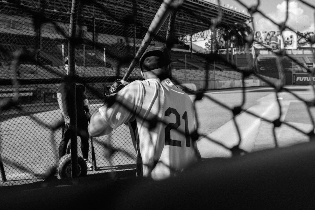Cal Raleigh's Historic Slump: Mariners Catcher 0-for-32 and Counting