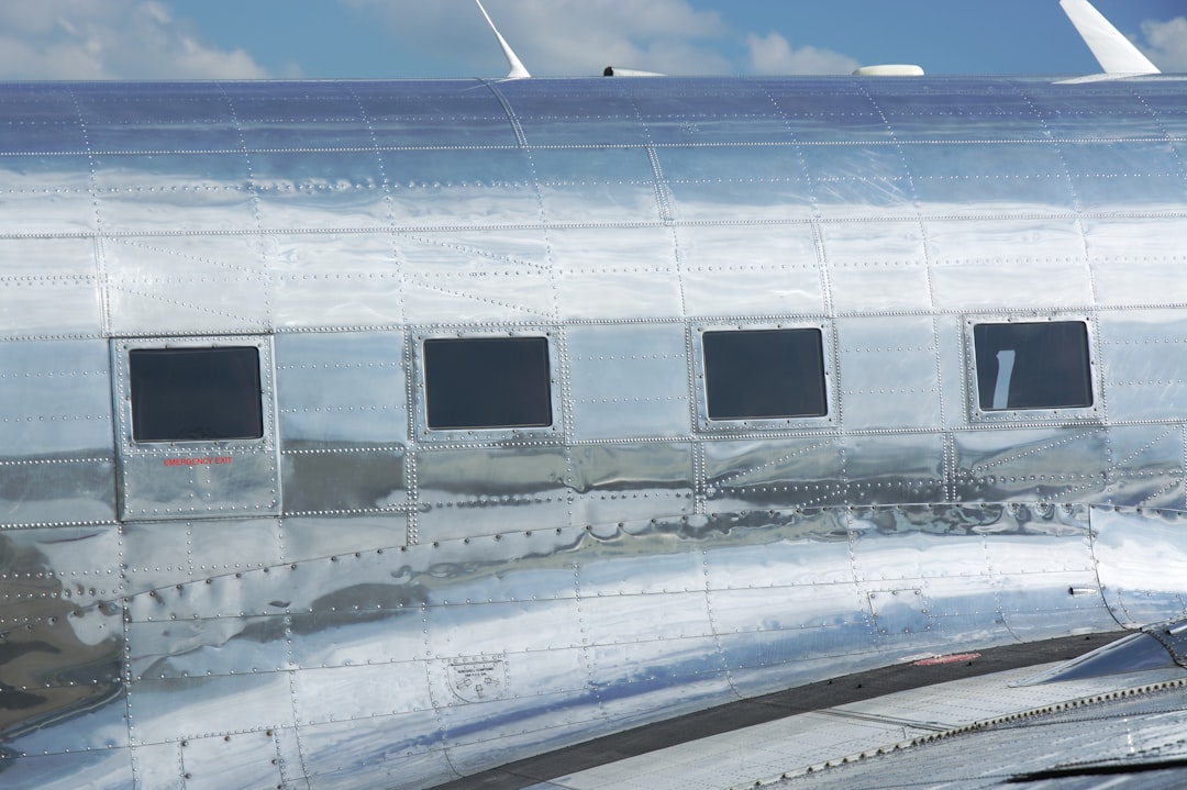 Aluminum Prices Surge 6% as Iran Strikes Metal Plants Across Gulf